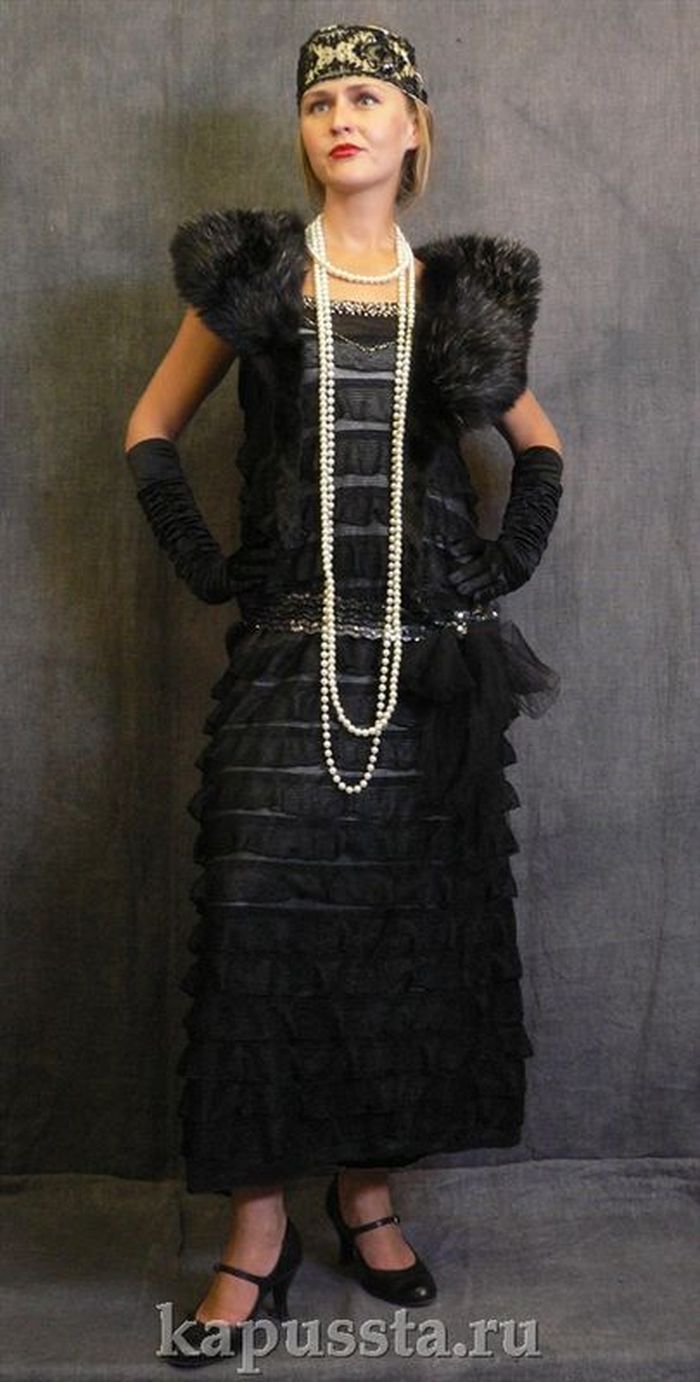 Платье черное с чернобуркой